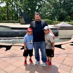 Meet your Posher, Jose alfredo